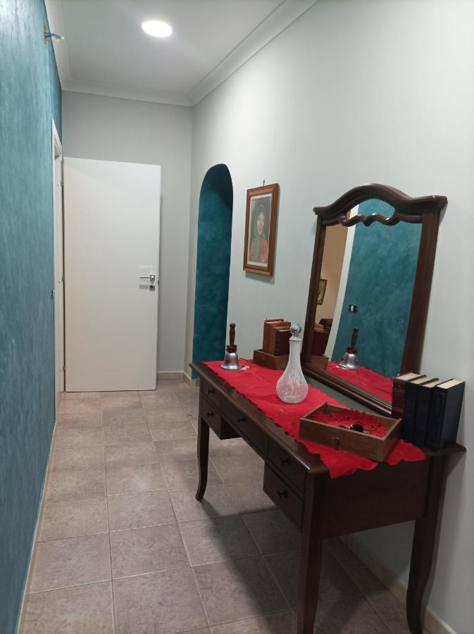 ホテル Casa Di Raffaella トッレ・アンヌンツィアータ エクステリア 写真